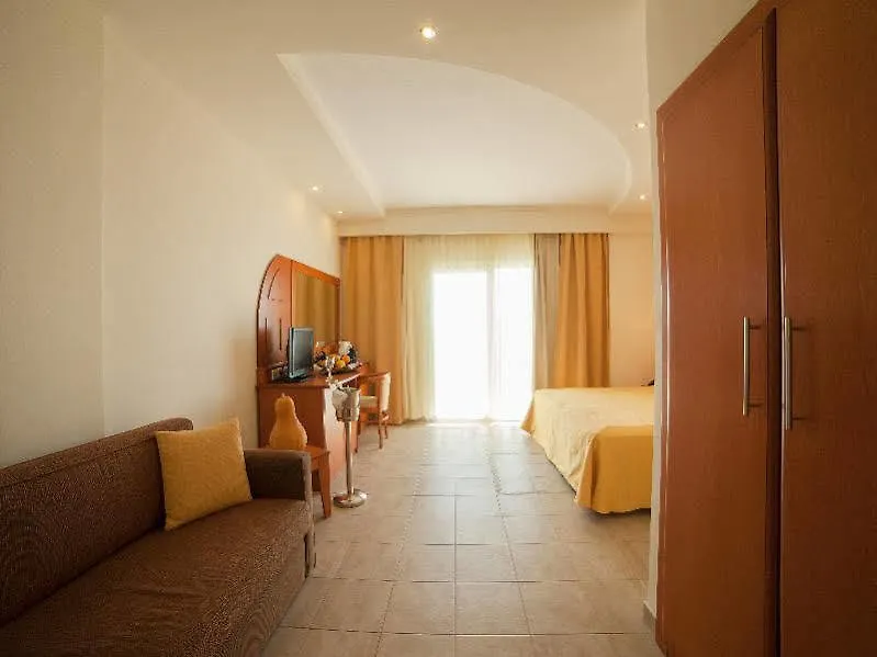 Alexandros Palace And Suites Nea Roda 5*,